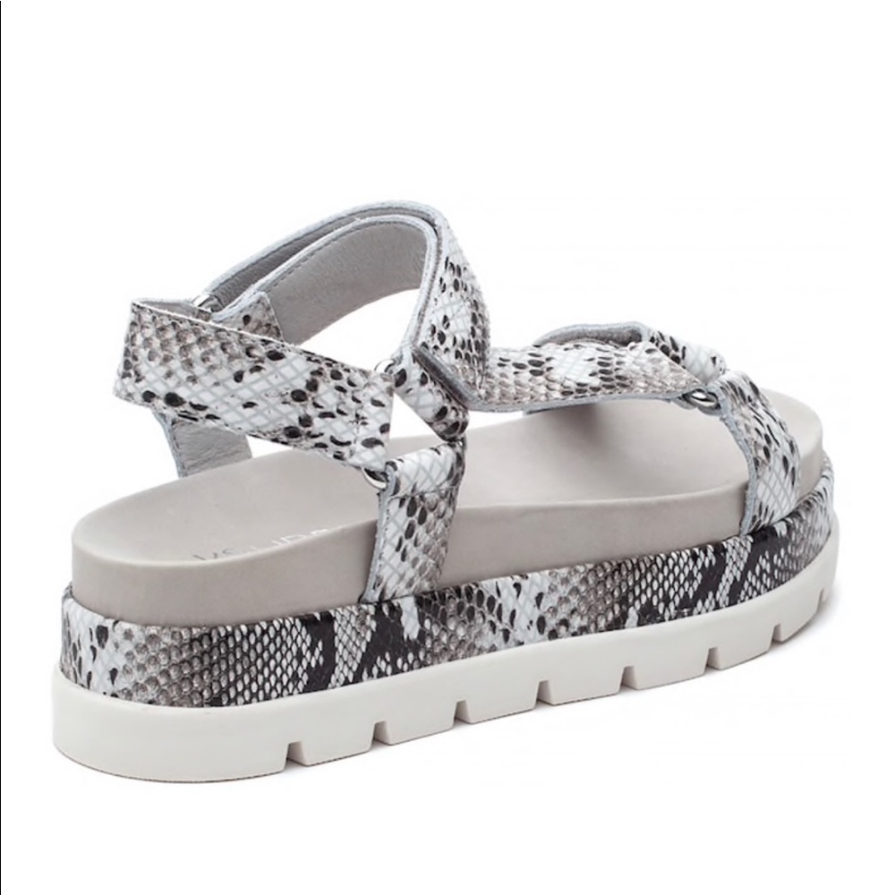 J/Slides Blakely BLK/WHT Embossed LTHR, Sz 10